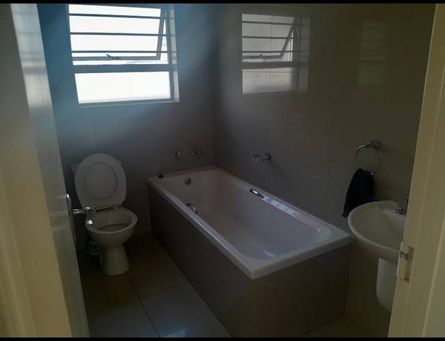 3 BEDROOM HOUSE FOR SALE IN GROENHEUWEL